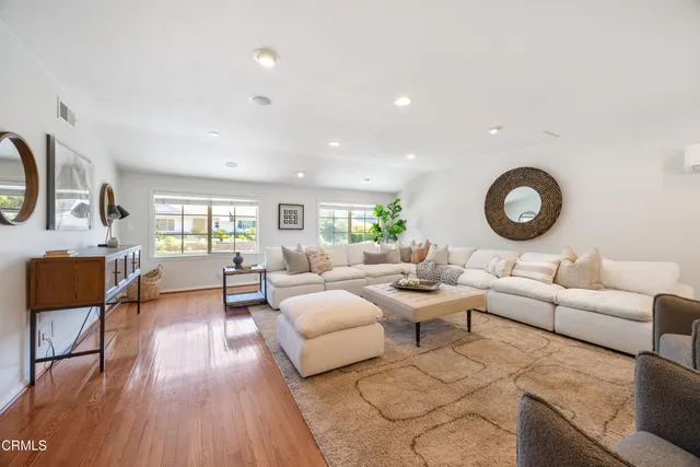 $1,575,000 | 1574 East Glenoaks Boulevard, Glendale, CA 91206