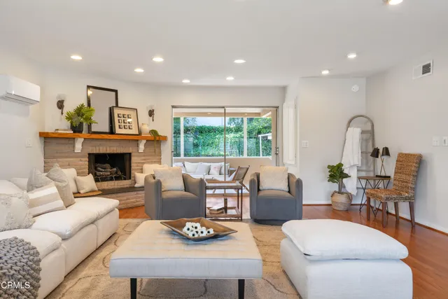 $1,575,000 | 1574 East Glenoaks Boulevard, Glendale, CA 91206