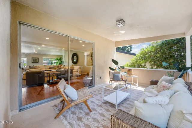 $1,575,000 | 1574 East Glenoaks Boulevard, Glendale, CA 91206