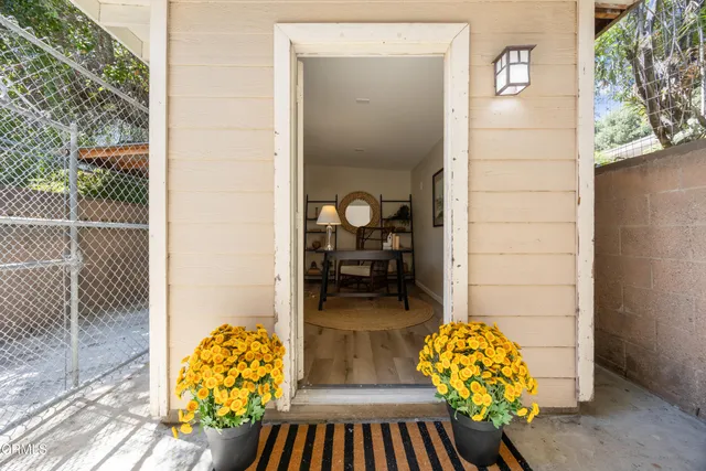 $1,575,000 | 1574 East Glenoaks Boulevard, Glendale, CA 91206