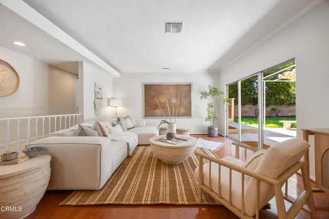 $1,575,000 | 1574 East Glenoaks Boulevard, Glendale, CA 91206