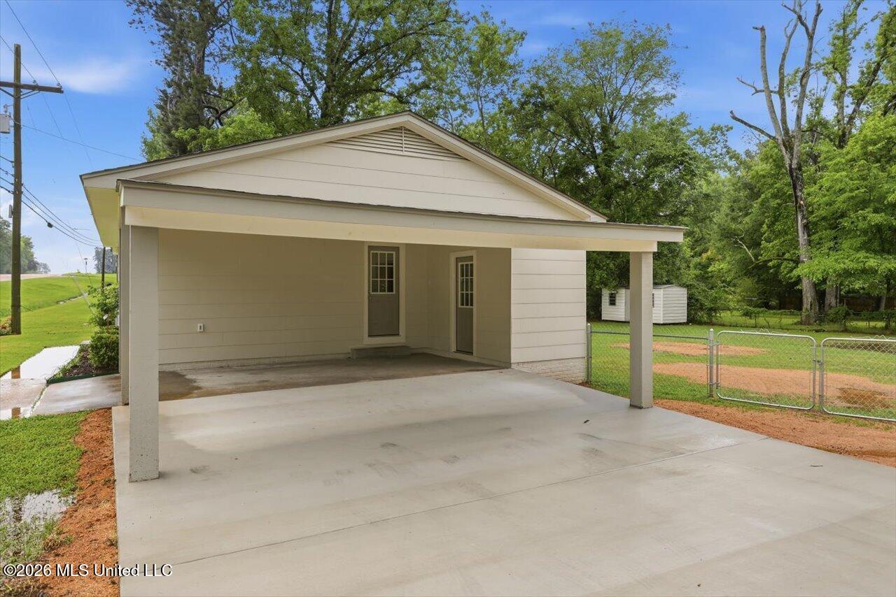 735 South Pearson Road Pearl, MS 39208 - Photo 4 of 24 04-735 S Pearson Rd _ Hometoursms.com