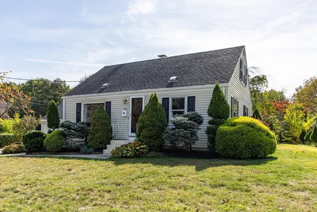 $640,000 | 123 Conant Street, Danvers, MA 01923