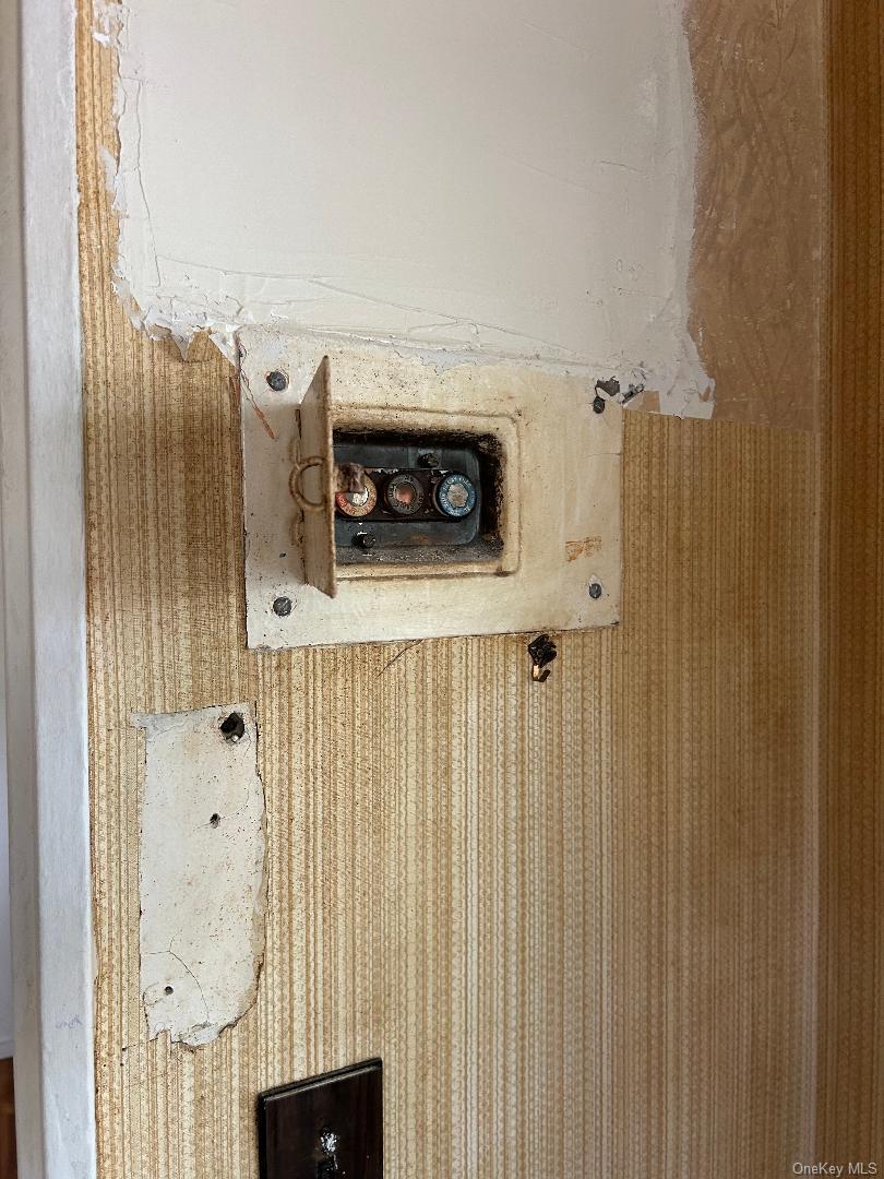 163-30 17th Avenue, Unit 4297 Queens, NY 11357 - Photo 7 of 17 a bathroom with a shower