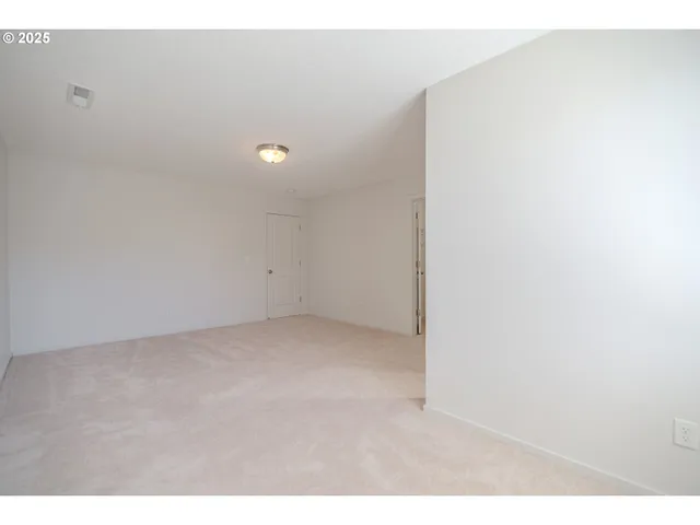 $399,999 | 11530 Northeast 125th Avenue, Vancouver, WA 98682