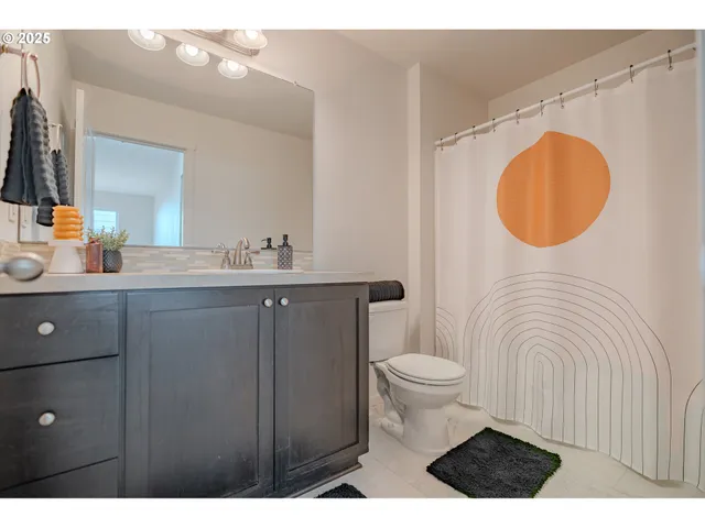 $399,999 | 11530 Northeast 125th Avenue, Vancouver, WA 98682