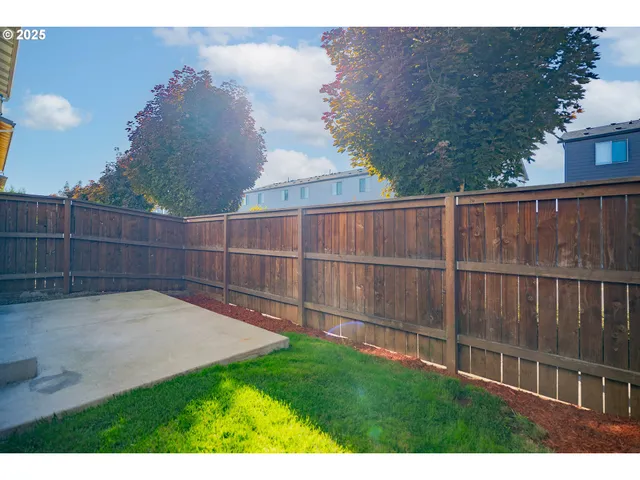 $399,999 | 11530 Northeast 125th Avenue, Vancouver, WA 98682