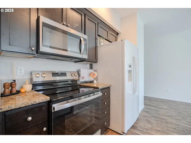 $399,999 | 11530 Northeast 125th Avenue, Vancouver, WA 98682