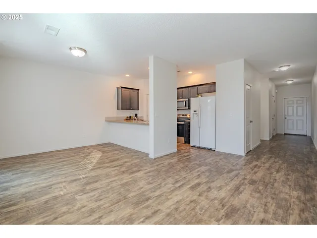 $399,999 | 11530 Northeast 125th Avenue, Vancouver, WA 98682