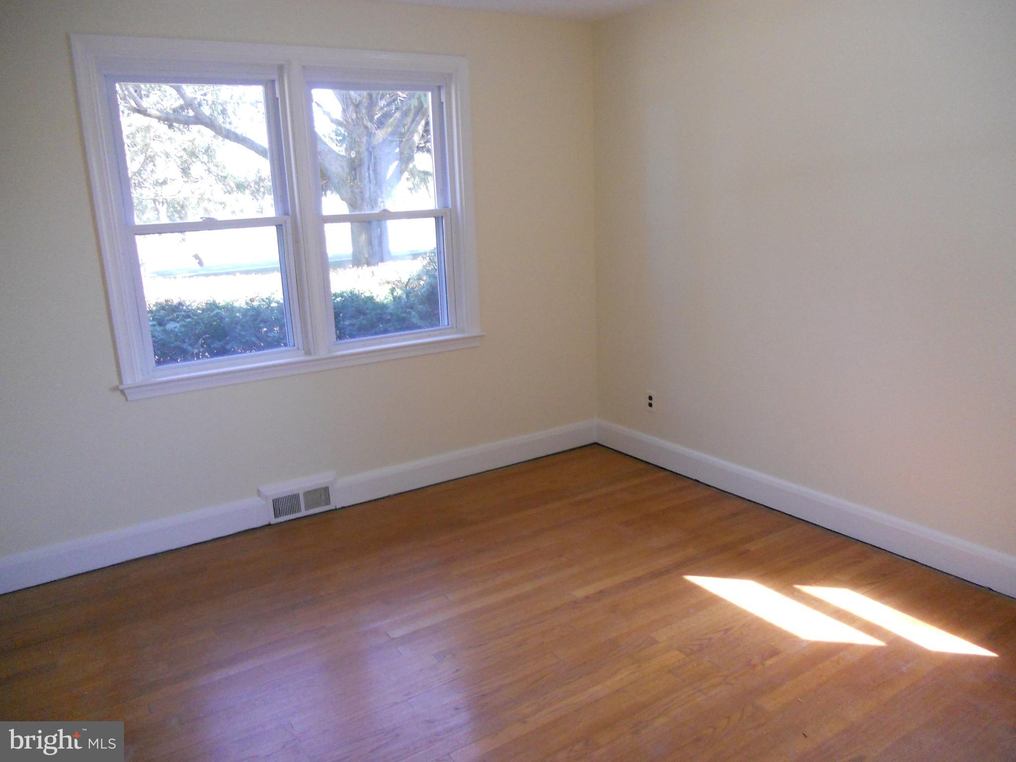12912 Fork Road Baldwin, MD 21013 - Photo 6 of 6 Dining Room
