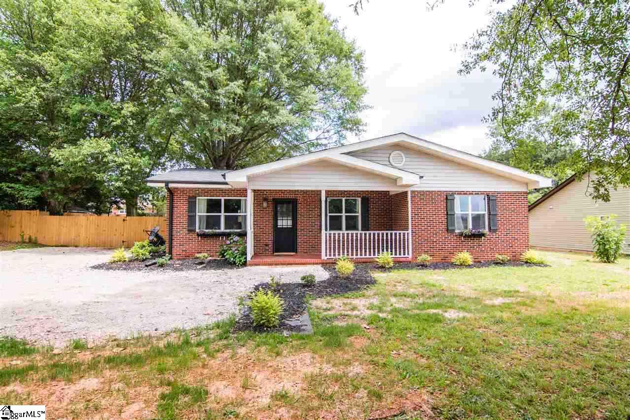 375 Oak Grove Road Spartanburg, SC 29301 - Photo 3 of 25 Gallery Image 3