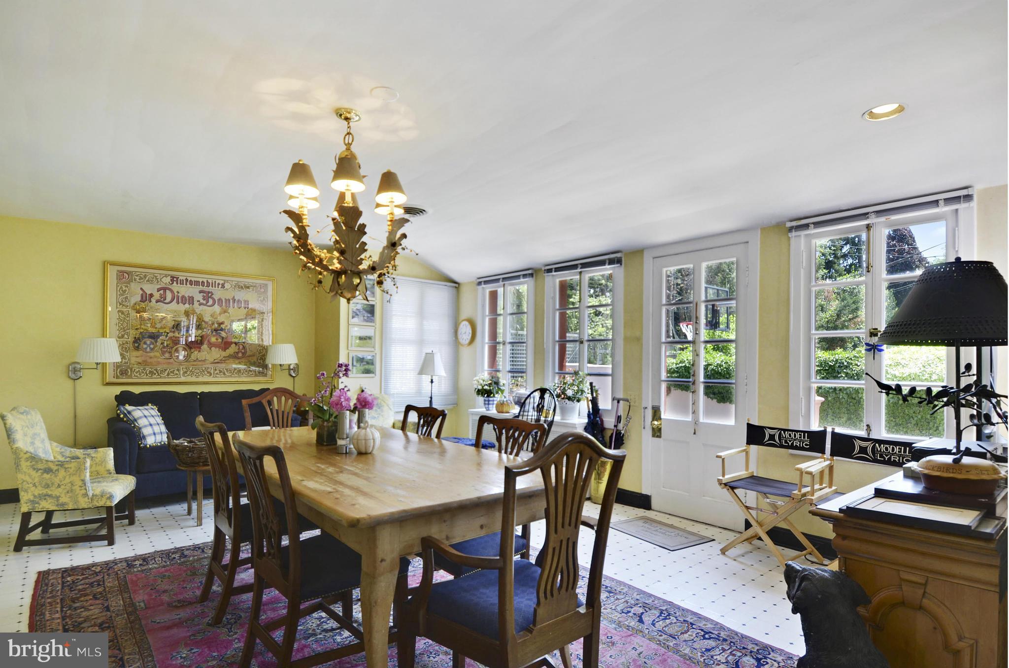 101 Stratford Road Baltimore, MD 21218 - Photo 14 of 29 Breakfast Room