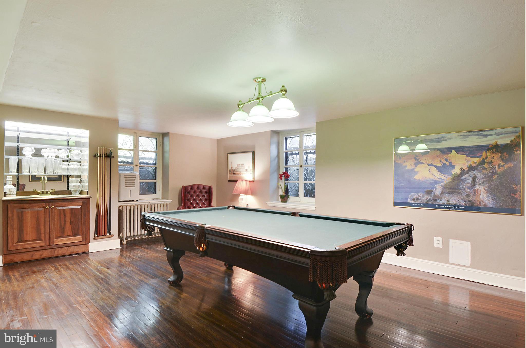 101 Stratford Road Baltimore, MD 21218 - Photo 22 of 29 Billiards Room