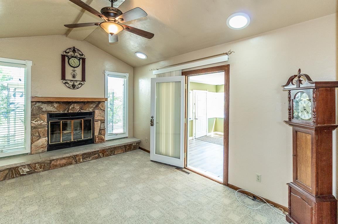 200 East Pershing Street Appleton, WI 54911 - Photo 13 of 65