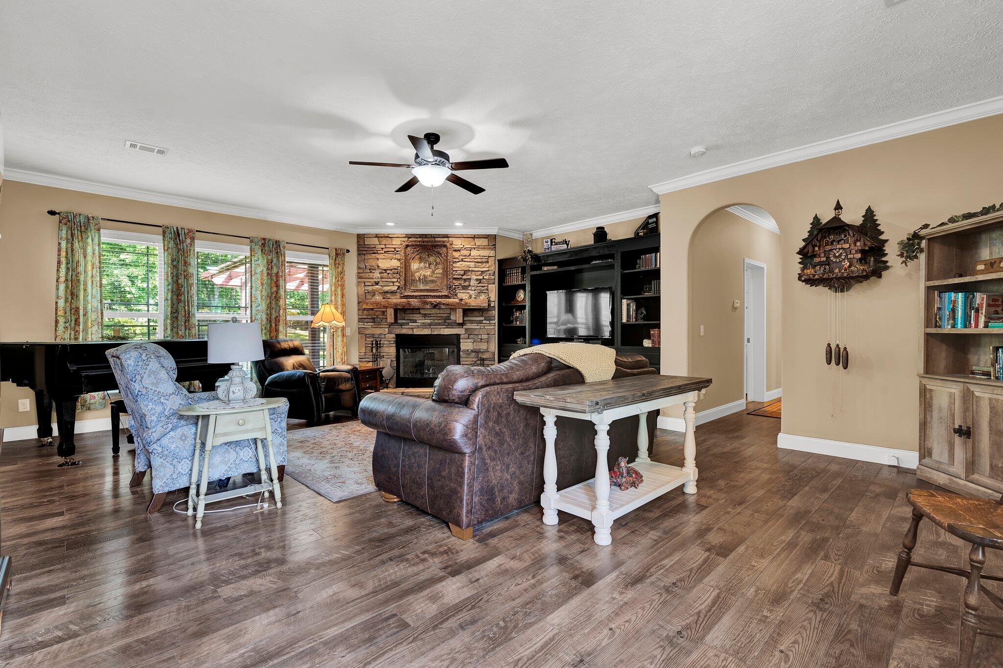 721 Rayl Hollow Road Decatur, TN 37322 - Photo 10 of 57 10