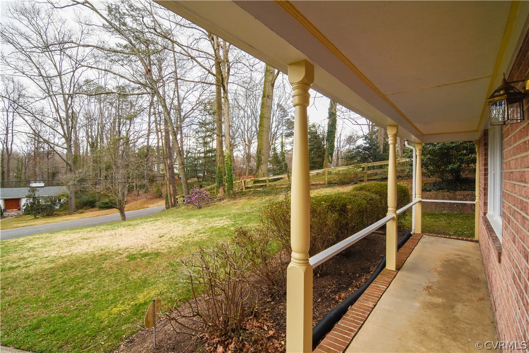 2844 Bicknell Road Richmond, VA 23235 - Photo 3 of 49 Gallery Image 3