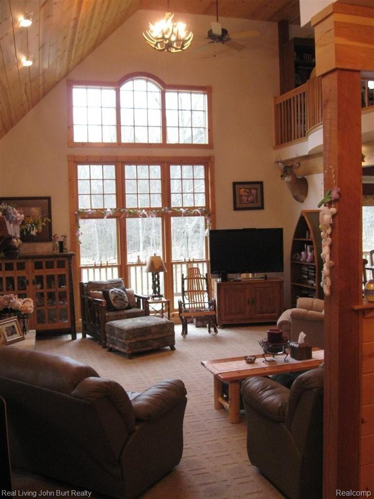 5630 Havens Road Leonard, MI 48367 - Photo 20 of 25 Cathdral Ceiling in Living room