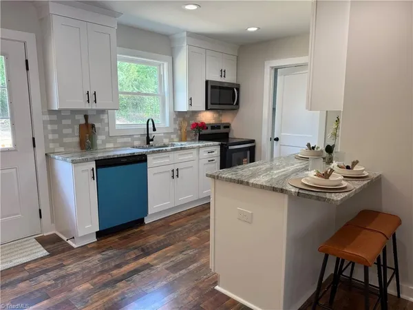 $249,900 | 315 Small Street, Thomasville, NC 27360
