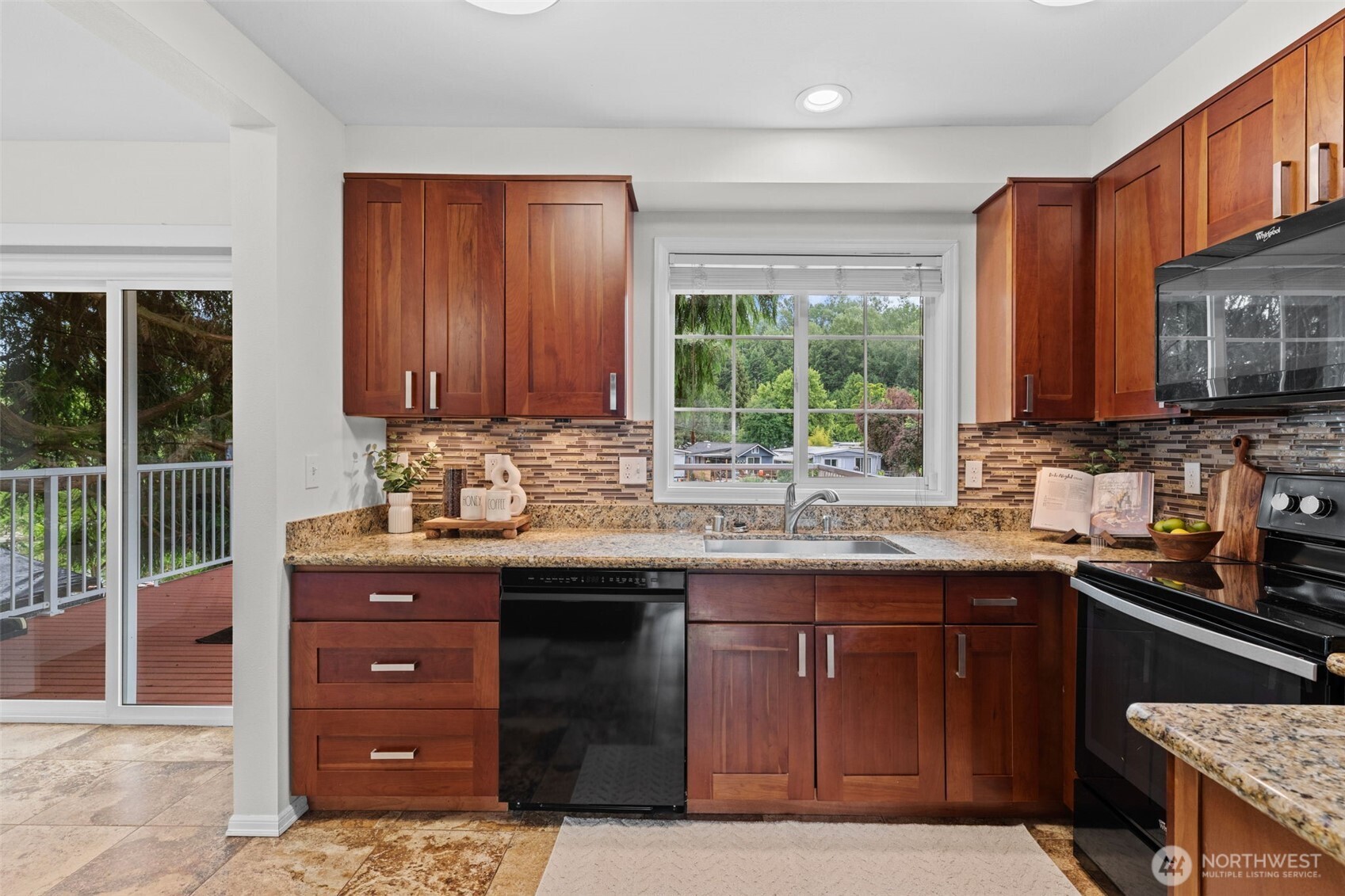 17502 113th Avenue Northeast Bothell, WA 98011 - Photo 11 of 36