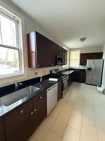 $3,000 | 27 Curve Street, Unit 1, Dedham, MA 02026