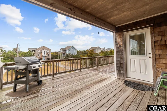 $675,000 | 42089 Cedar Circle, Avon, NC 27915