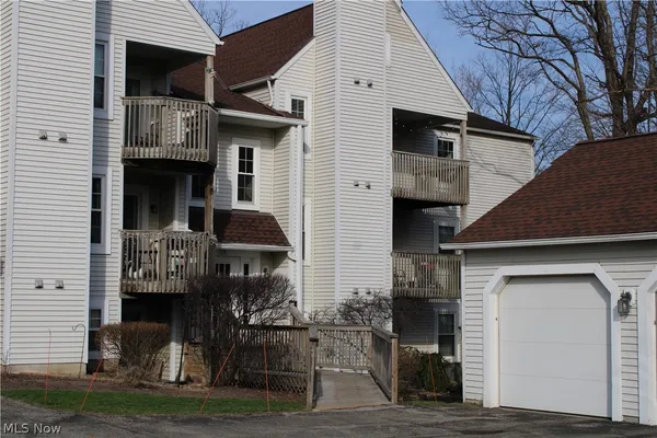 $145,000 | 1201 West River Road North, Unit B3, Elyria, OH 44035