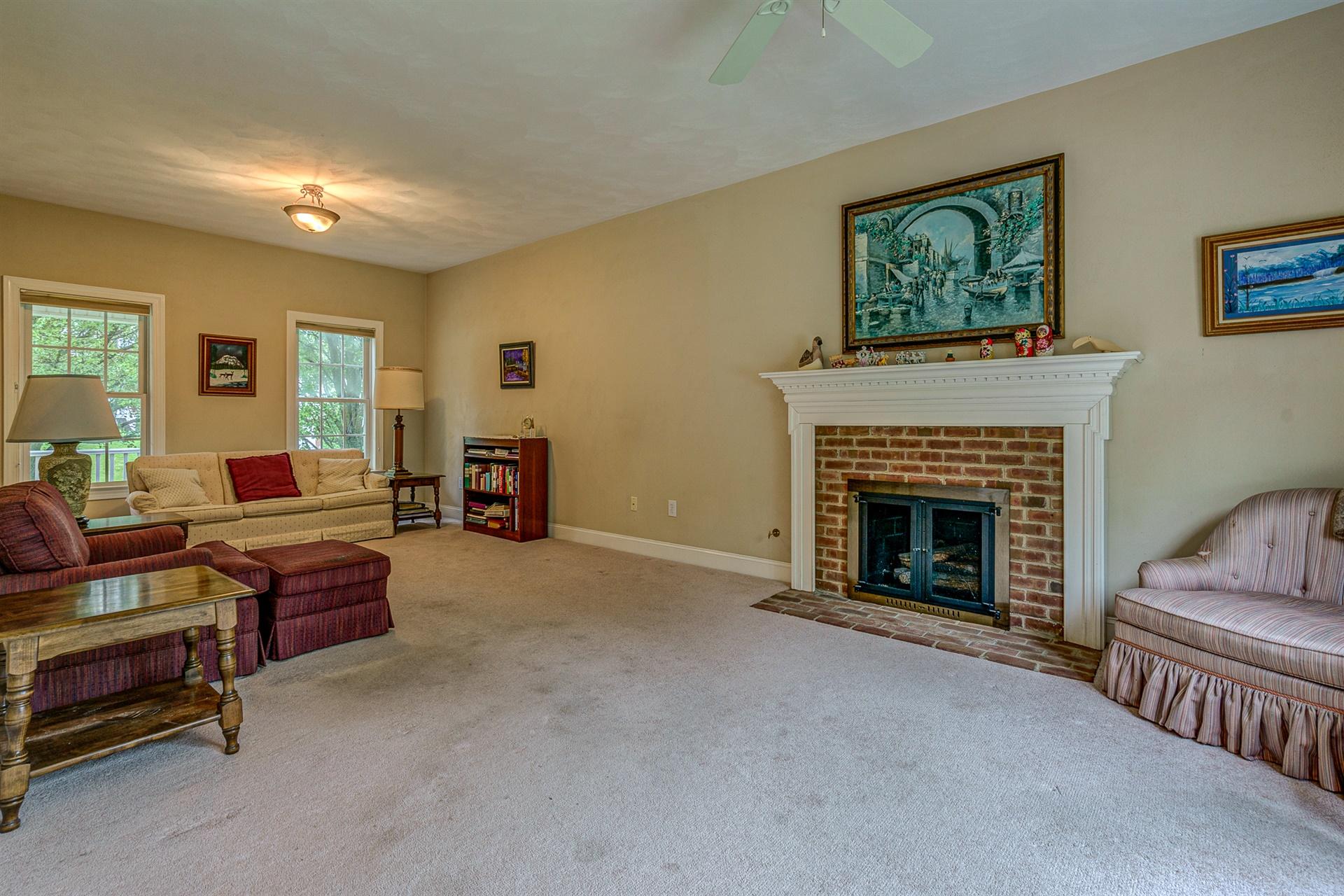 1412 Fieldgate Road Salem, VA 24153 - Photo 15 of 43 15-1412 Fieldgate 015