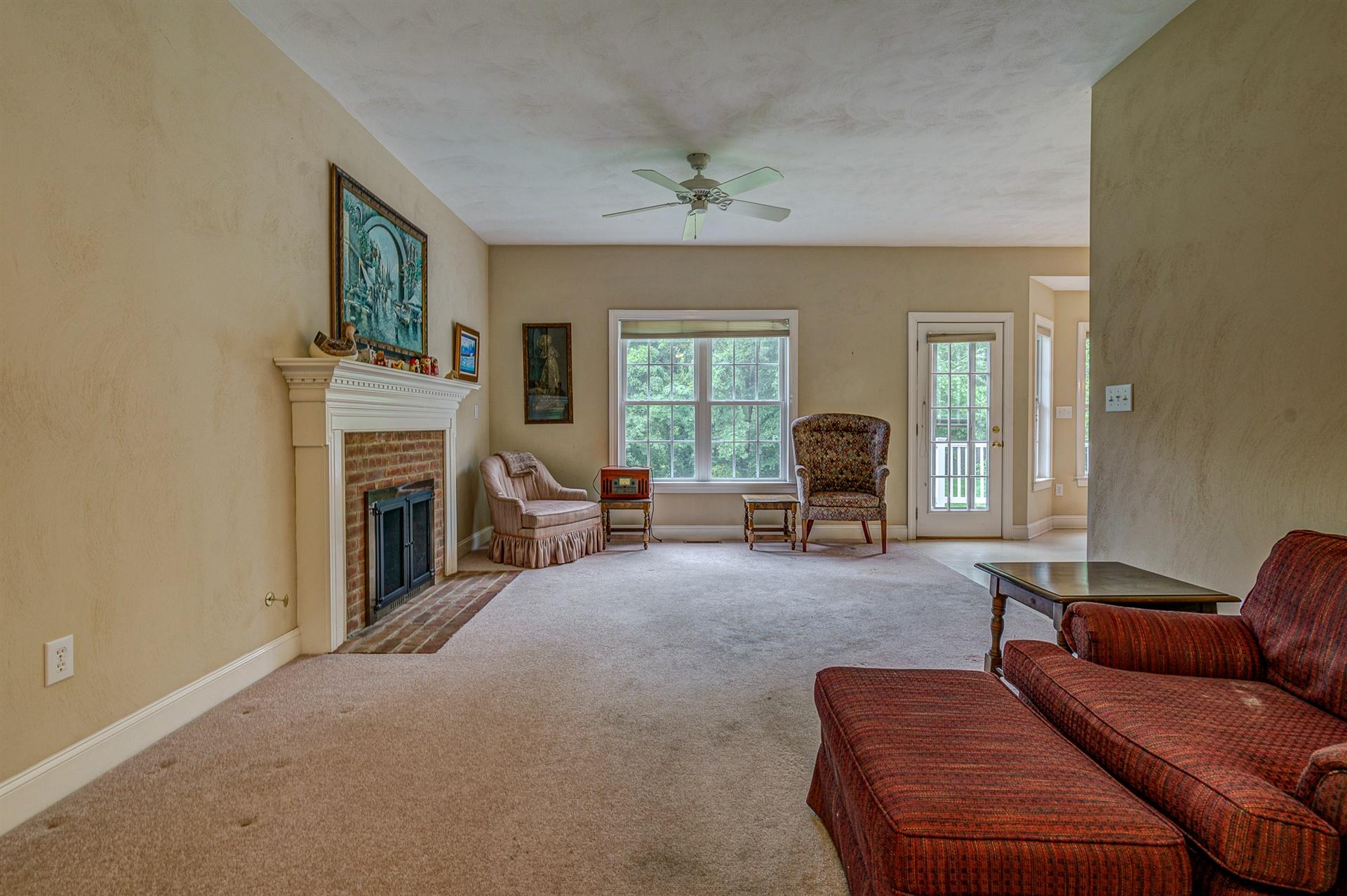 1412 Fieldgate Road Salem, VA 24153 - Photo 16 of 43 16-1412 Fieldgate 016