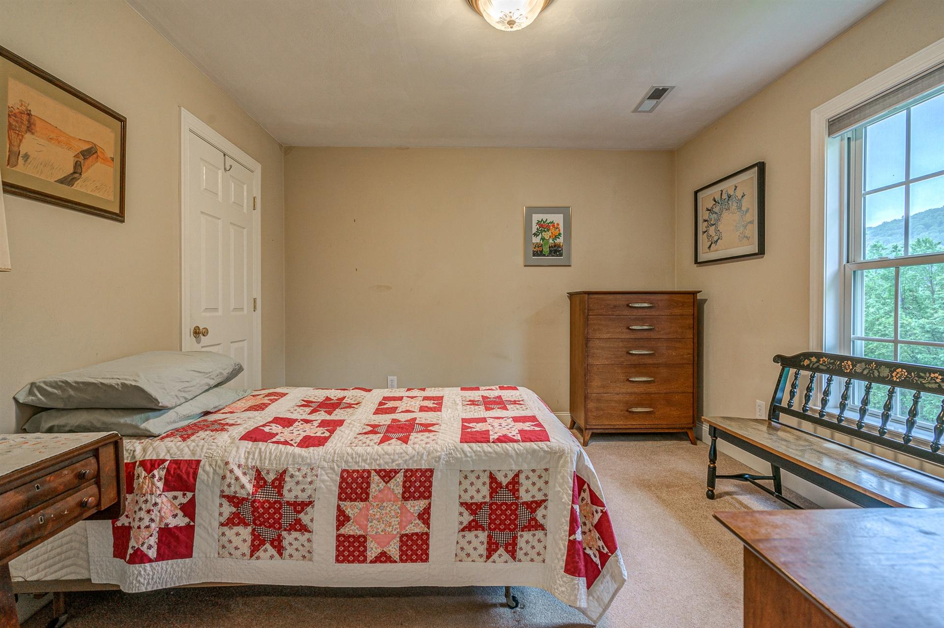1412 Fieldgate Road Salem, VA 24153 - Photo 27 of 43 27-1412 Fieldgate 027