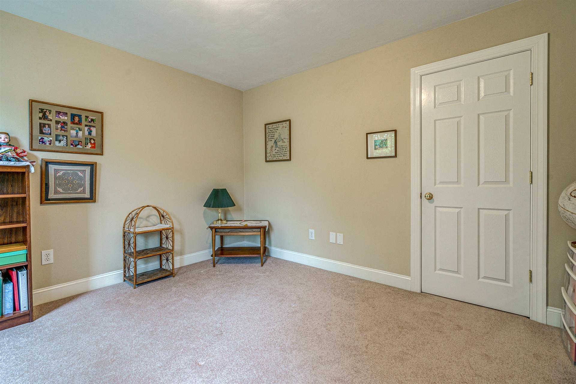 1412 Fieldgate Road Salem, VA 24153 - Photo 29 of 43 29-1412 Fieldgate 029