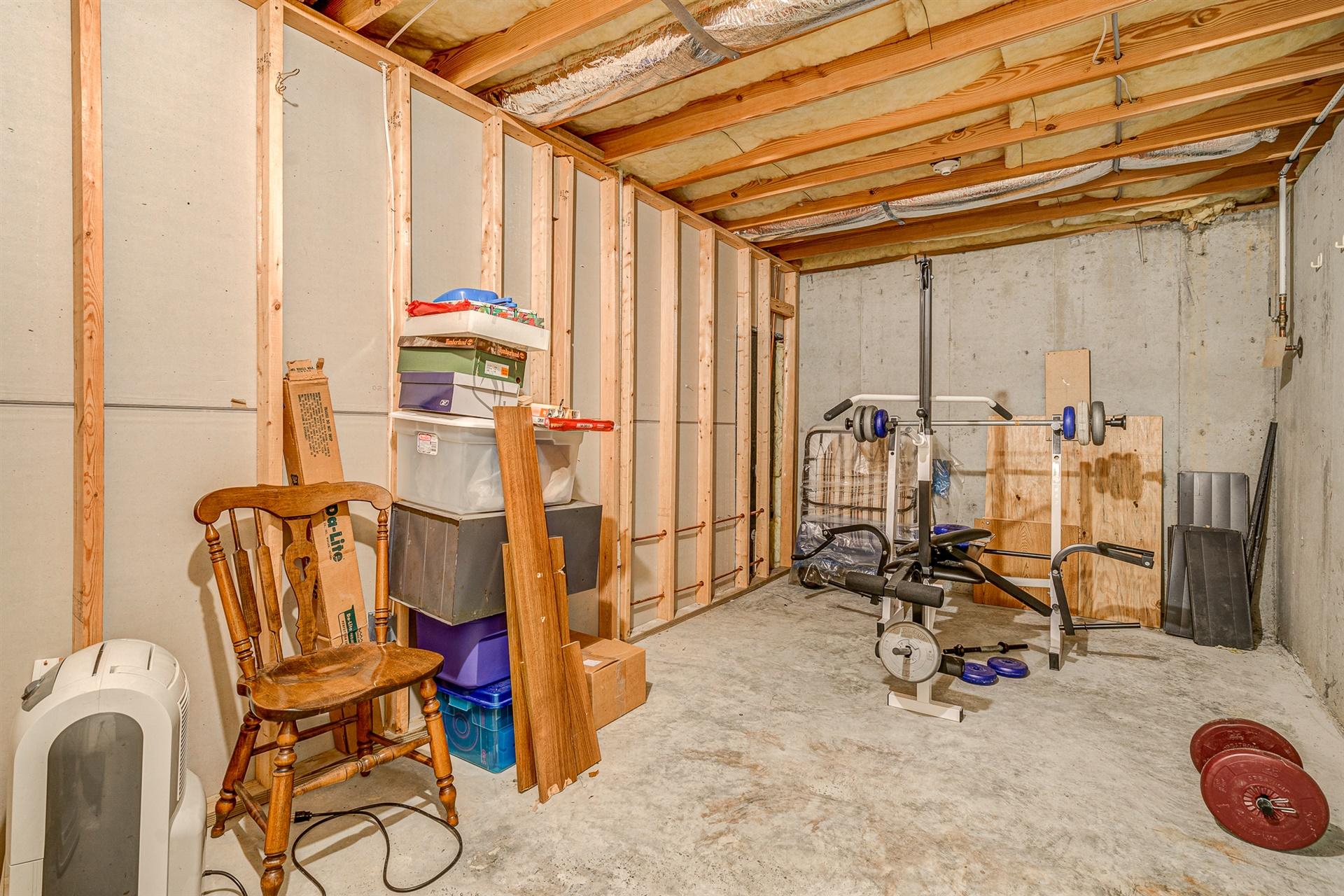 1412 Fieldgate Road Salem, VA 24153 - Photo 34 of 43 34-1412 Fieldgate 034