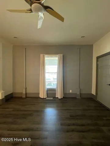 $1,100 | 121 East 2nd Street, Unit 101, Washington, NC 27889