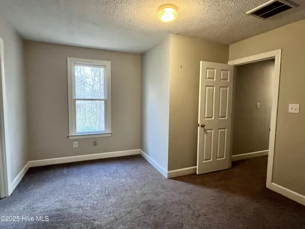 $2,300 | 2107 Sir Raleigh Court, Greenville, NC 27858