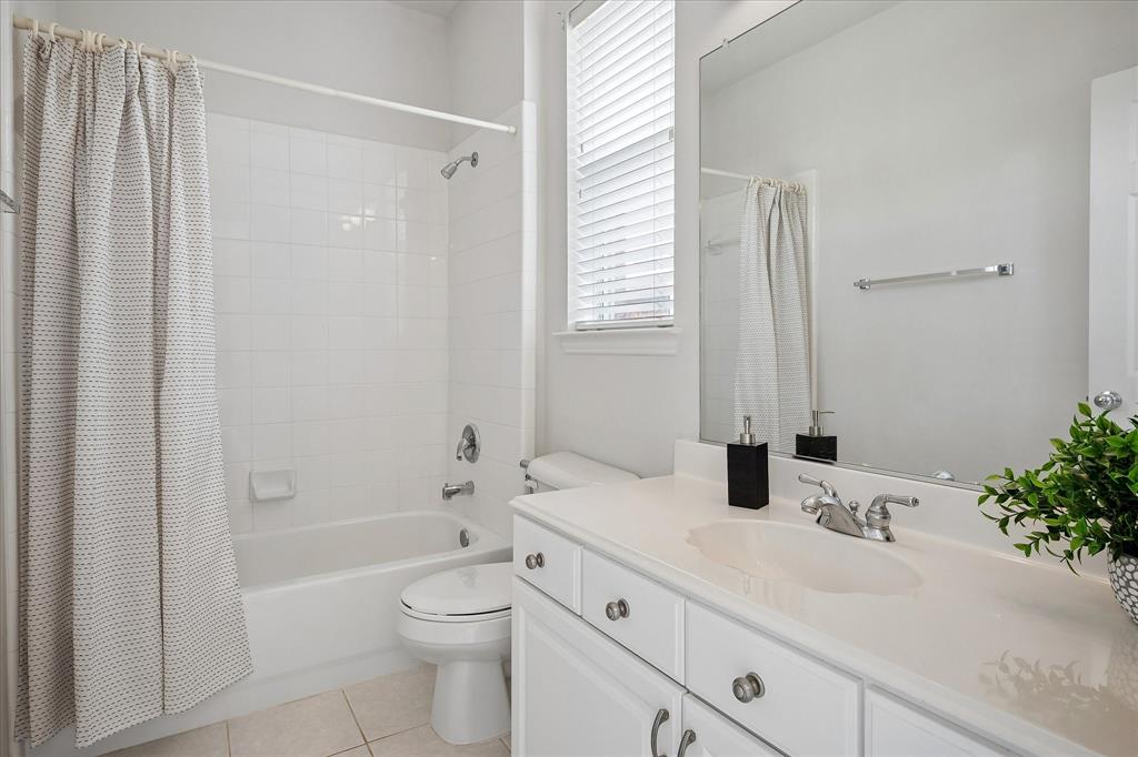 2209 Windy Ridge Court Plano, TX 75025 - Photo 23 of 38