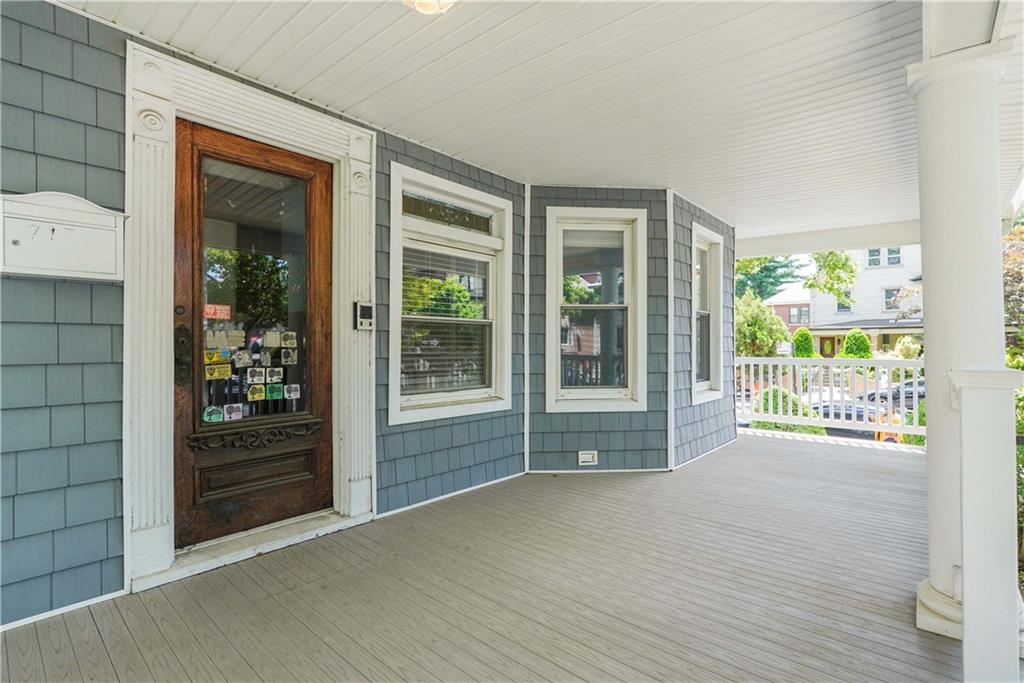 793 Westminster Road Brooklyn, NY 11230 - Photo 5 of 47 a view of an entryway with a livingroom
