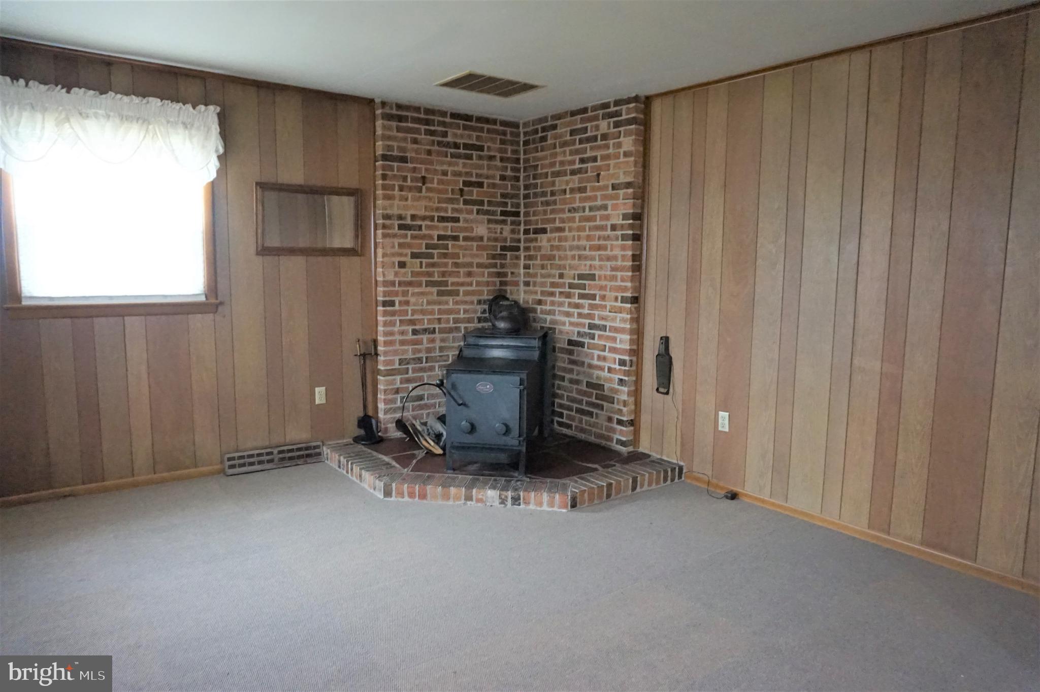 403 Oak Road Seaford, DE 19973 - Photo 6 of 20 Gallery Image 6