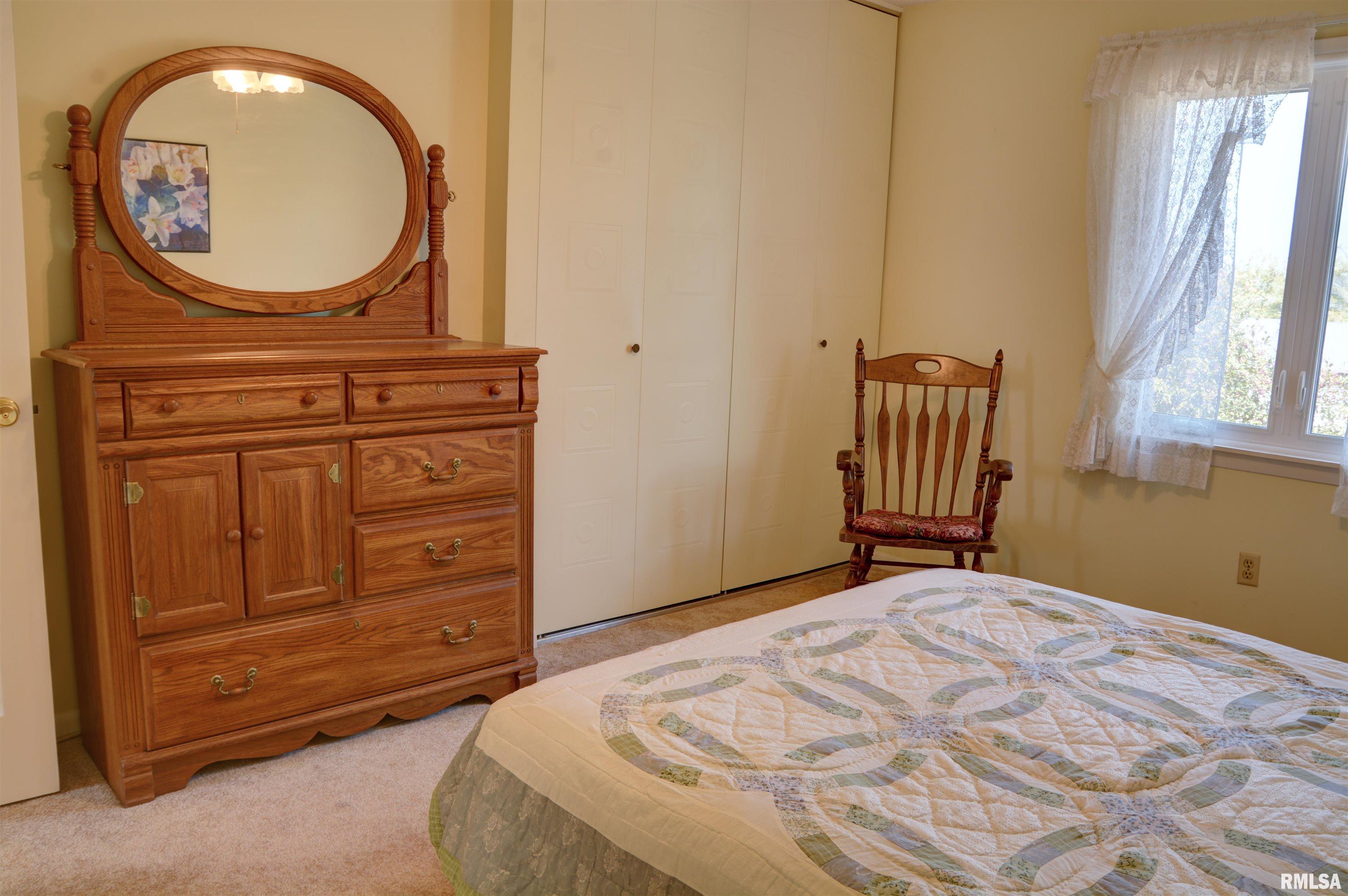 4 Cedar Drive Macomb, IL 61455 - Photo 14 of 26