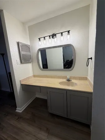 $149,000 | 14911 Wunderlich Drive, Unit 1012, Houston, TX 77069