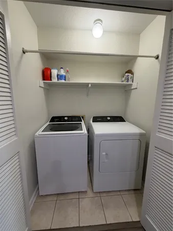 $152,990 | 14911 Wunderlich Drive, Unit 1012, Houston, TX 77069