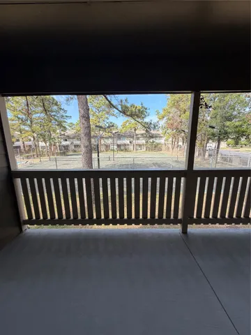 $156,990 | 14911 Wunderlich Drive, Unit 1012, Houston, TX 77069