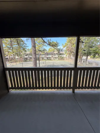 $152,990 | 14911 Wunderlich Drive, Unit 1012, Houston, TX 77069