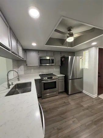 $149,000 | 14911 Wunderlich Drive, Unit 1012, Houston, TX 77069