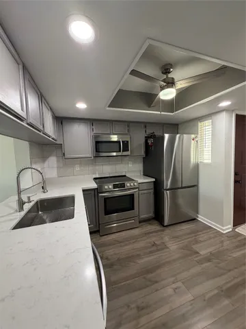 $156,990 | 14911 Wunderlich Drive, Unit 1012, Houston, TX 77069