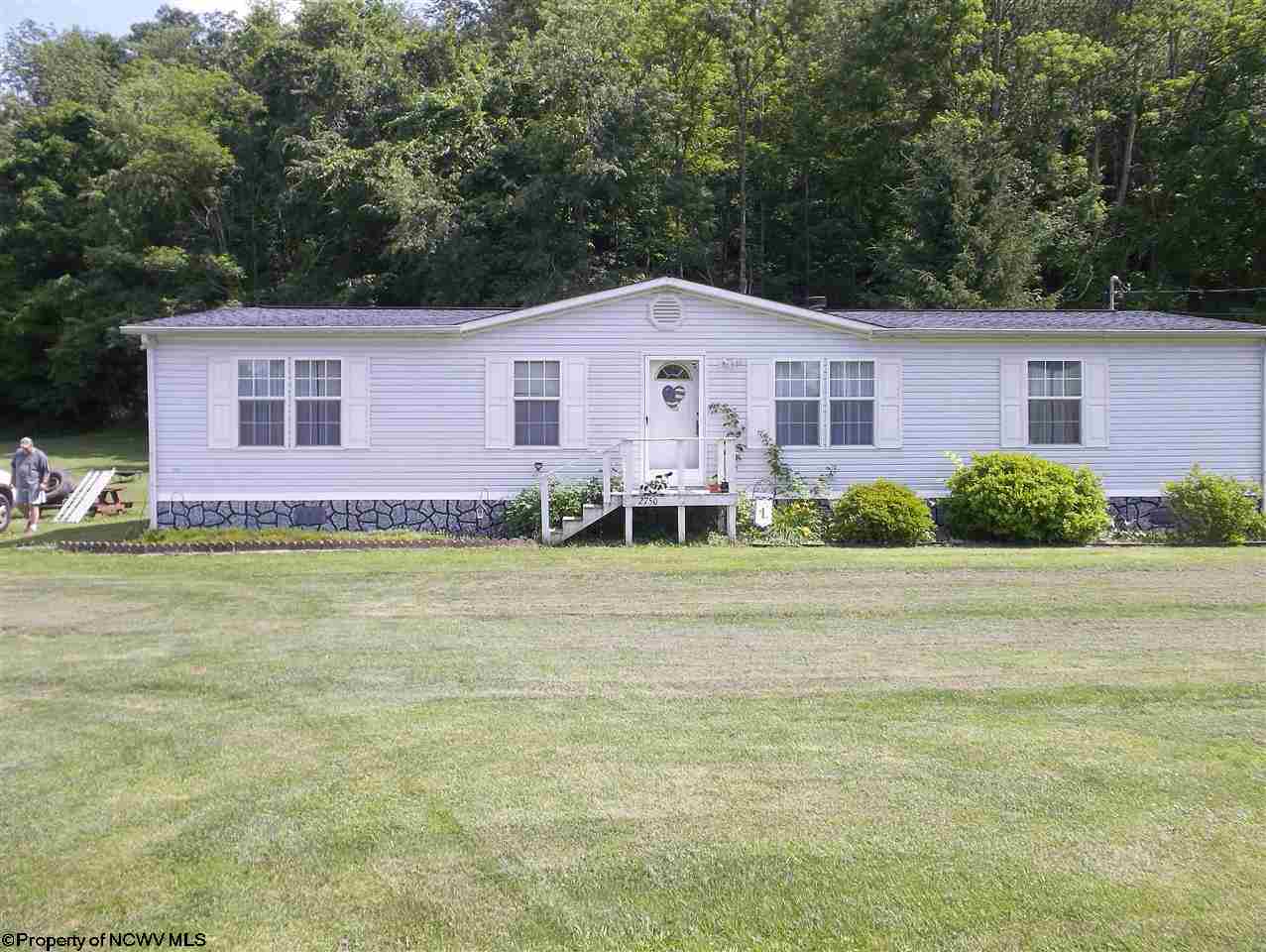 2750 Gee Lick Road Weston, WV 26452 - Photo 2 of 5 Gallery Image 2