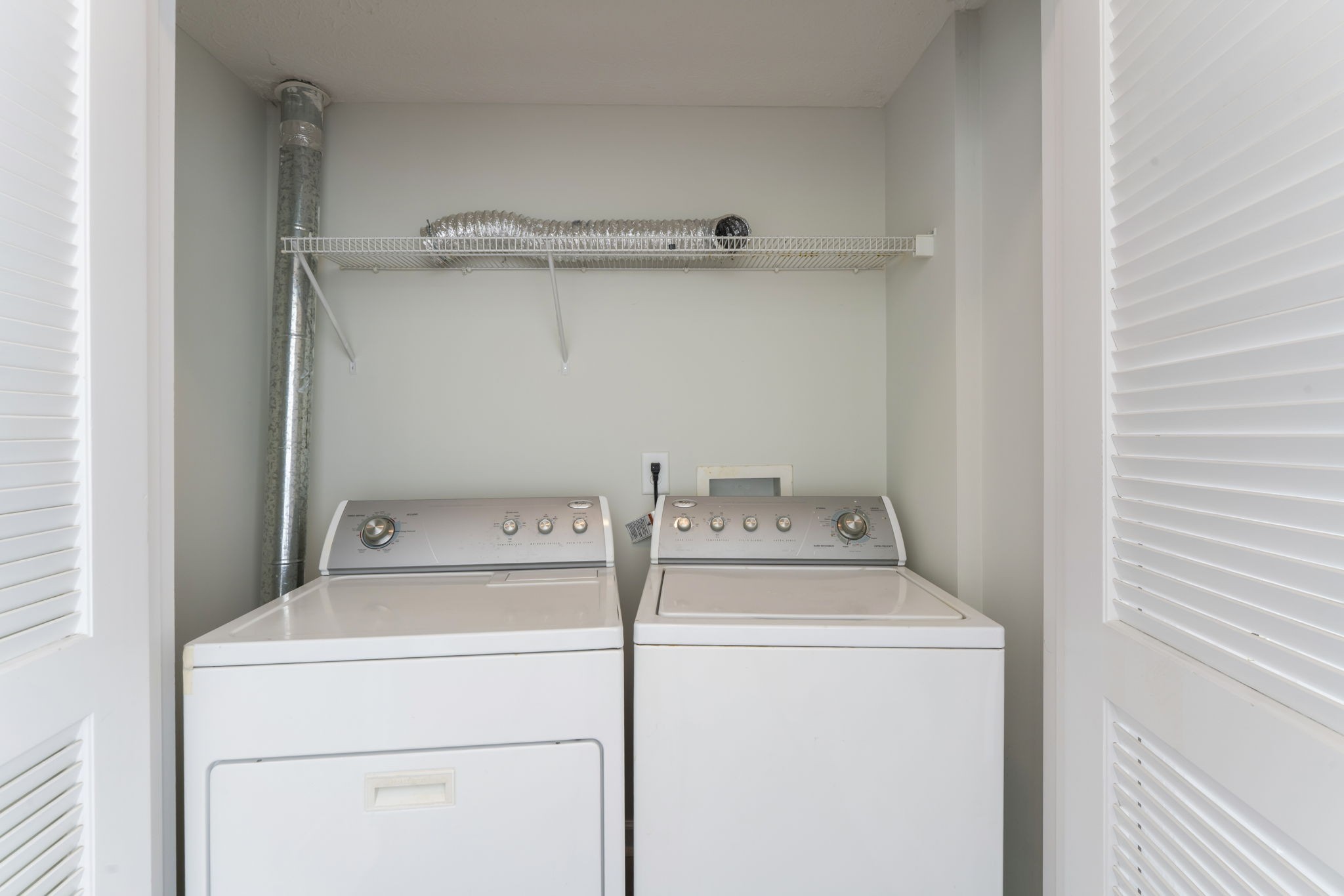 3401 Anderson Road, Unit 80 Antioch, TN 37013 - Photo 24 of 39 a utility room with dryer and washer