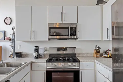 $339,000 | 881 Memorial Drive Southeast, Unit 310, Atlanta, GA 30316