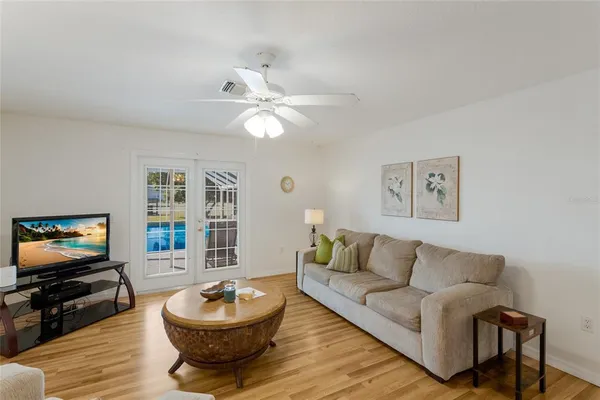 $1,999,500 | 1516 Fox Creek Drive, Sarasota, FL 34240