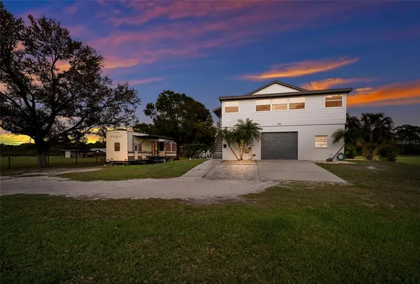 $1,999,500 | 1516 Fox Creek Drive, Sarasota, FL 34240