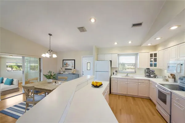 $1,999,500 | 1516 Fox Creek Drive, Sarasota, FL 34240