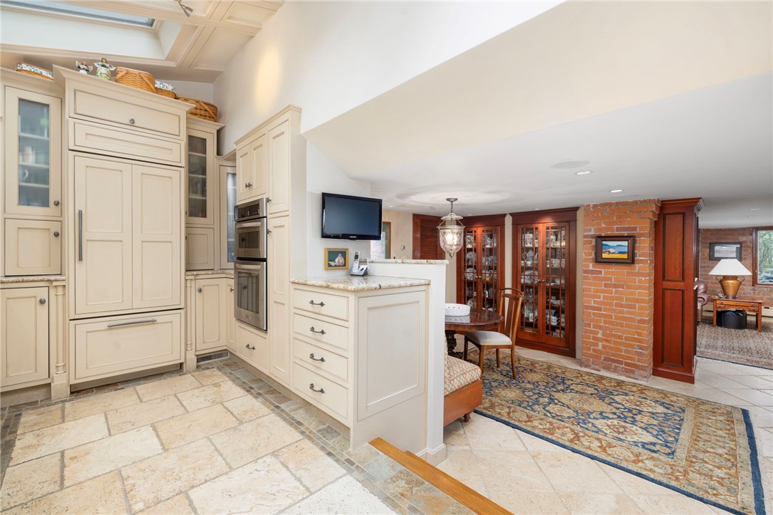 10 Nayatt Road Barrington, RI 02806 - Photo 12 of 45